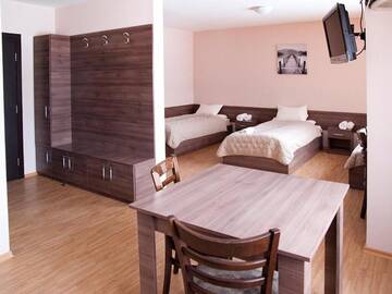 Фото номера Стандартный трехместный номер Мотели Motel Maritsa г. Димитровград 5