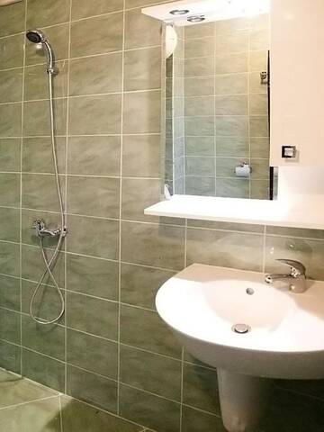 Фото номера Стандартный двухместный номер с 2 отдельными кроватями Мотели Motel Maritsa г. Димитровград 5