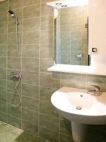 Фото номера Стандартный двухместный номер с 2 отдельными кроватями Мотели Motel Maritsa г. Димитровград 8